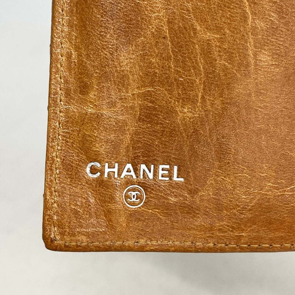 CHANEL Leather Wallet - Picture 4 of 9